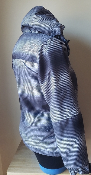 Billabong Winter Jacket - Picture 10 of 16